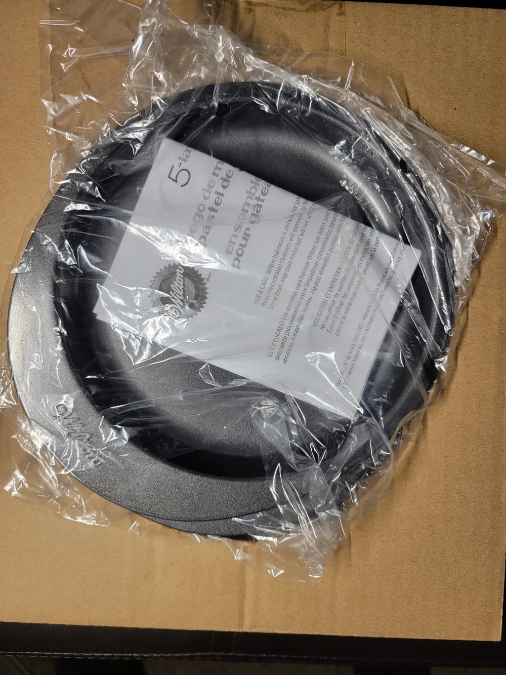 Wilton Easy Layer Cake Pan Set - Five 6 Inch Round Pans